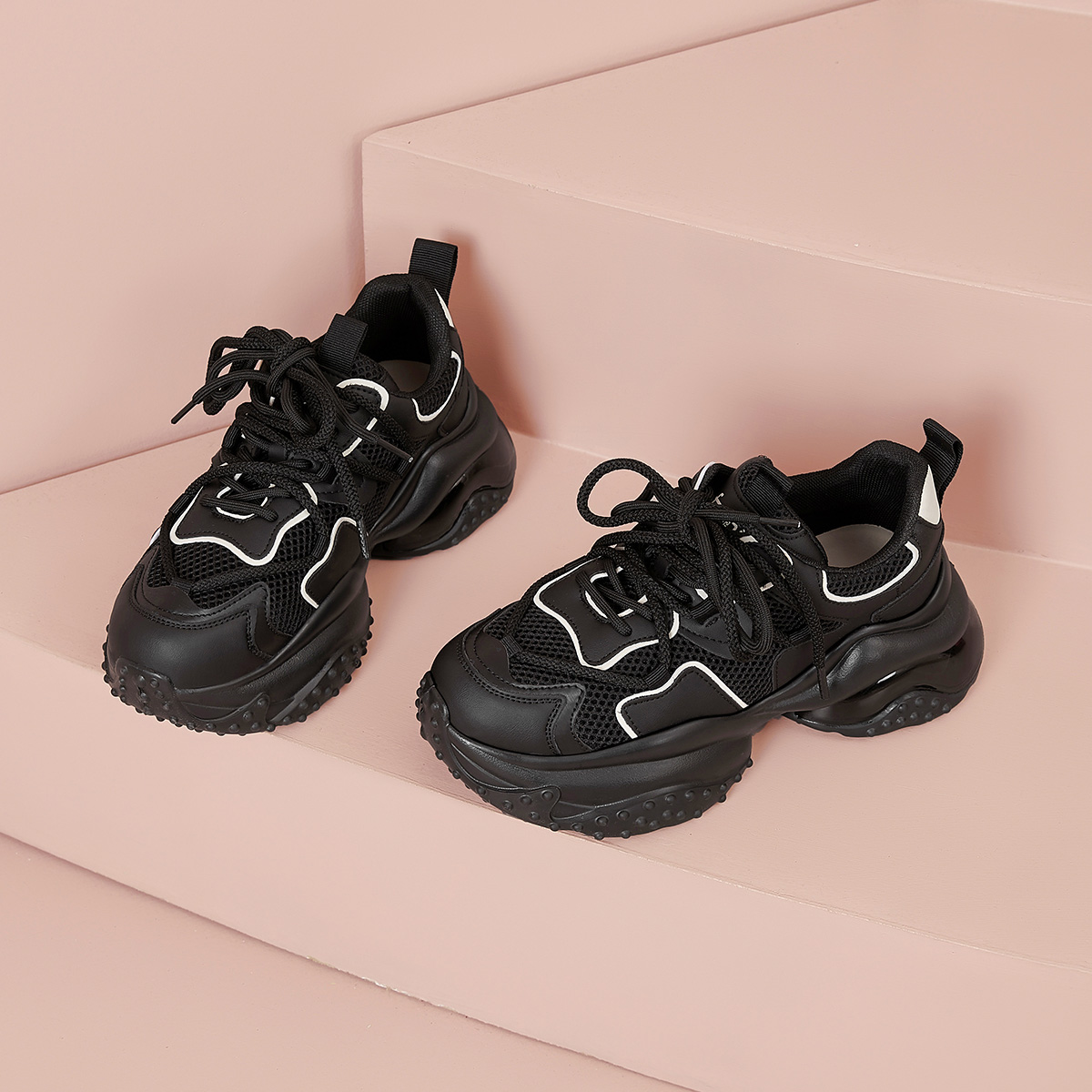 (W) Luiza Barcelos Low Top 'Black and White Fashion Trend' 圖 2