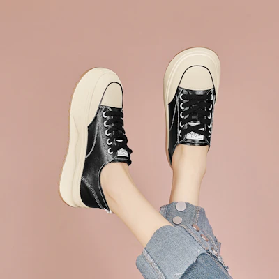 (Women) Luiza Barcelos Low Top Platform Sneaker 'Black and White Fashion Trend' XWP1SK1035 Shop (Women) Luiza Barcelos Low Top Platform Sneaker 'Black and White Fashion Trend' XWP1SK1035