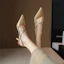 Purchase (W) Luiza Barcelos Sepatu Hak Tinggi Runcing 'Aprikot' XWP1SK0688