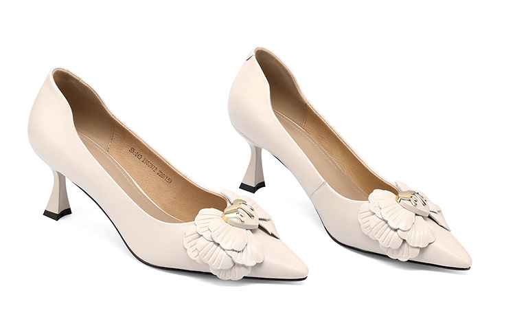 Purchase (W) （女性用）ルイザ・バルセロス ポインテッドハイヒール『ベージュボウ』X900972 X900972