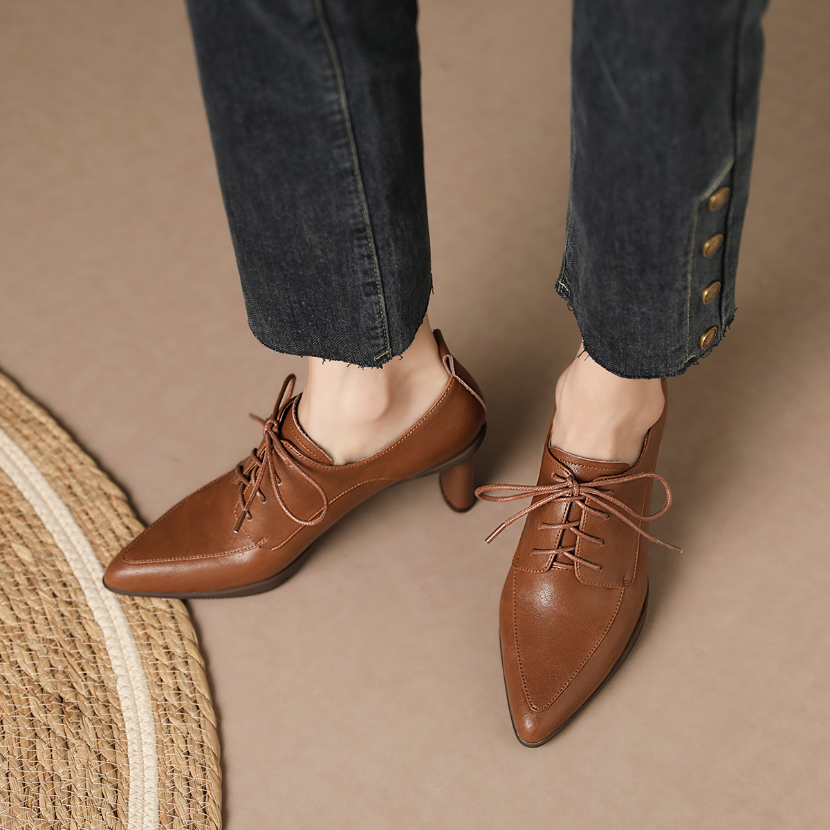 (W) Luiza Barcelos Pointed Lace-Up Retro 'Brown Block Heel' 圖 6