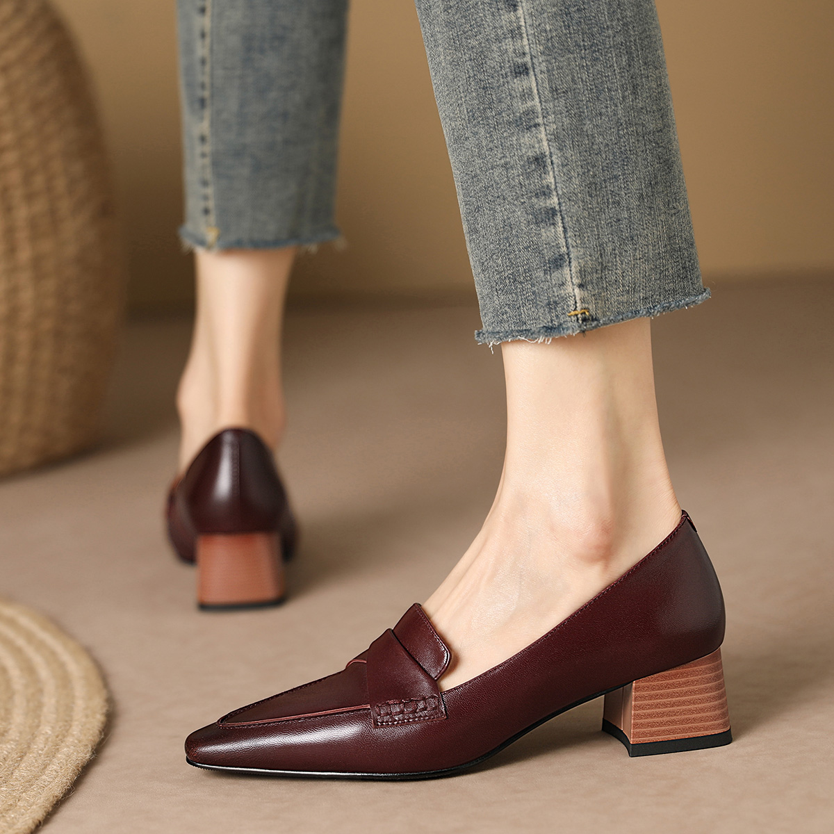 (W) Luiza Barcelos Pointed Toe Chunky Heel 'Burgundy' 圖 2