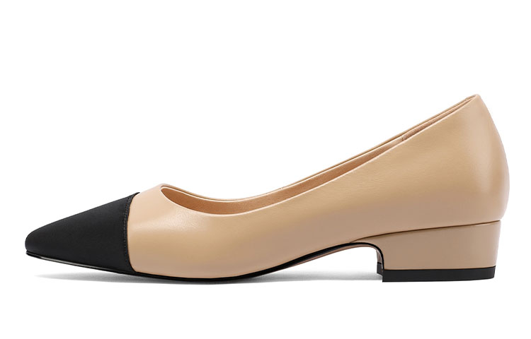 (W) Luiza Barcelos Pointed Toe Leather Sneakers 'Apricot Black'