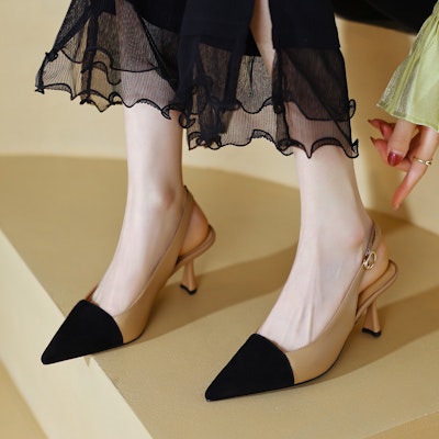 (W) Luiza Barcelos 尖头细高跟鞋 '杏黑色' X901102 Purchase (W) Luiza Barcelos 尖头细高跟鞋 '杏黑色' X901102