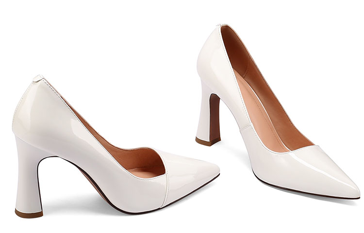 Shop (W) (女性用) ルイザ・バルセロス ポインテッドトー スティレット 'クリームパテント' X900875 X900875