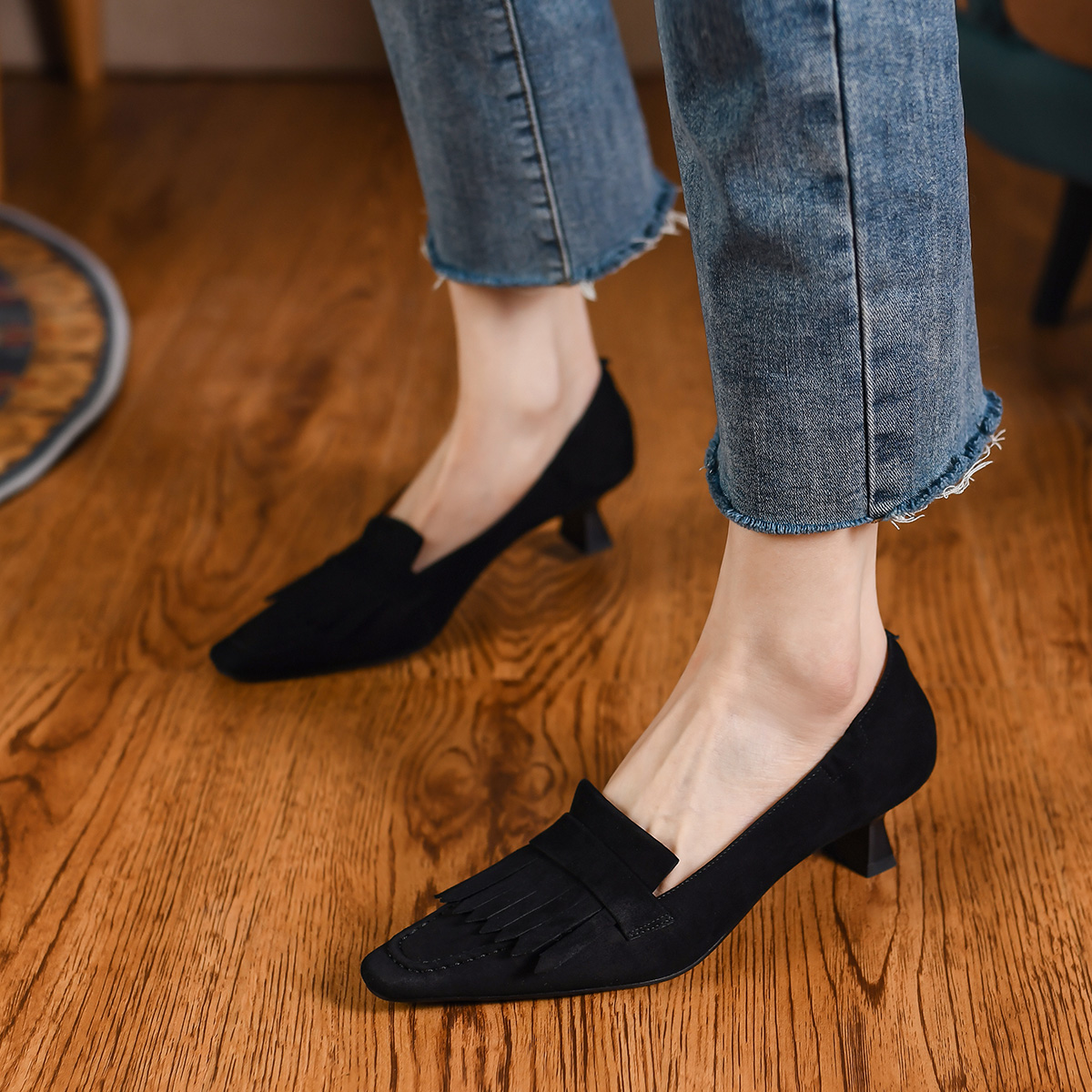 (W) Luiza Barcelos Pointed Toe Stiletto with Sheepskin Buckle 4cm 'Black' 圖 6