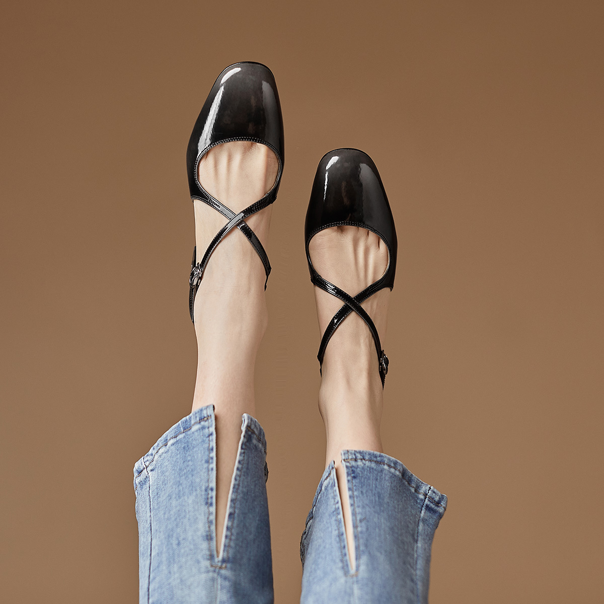 Order Luiza Barcelos 復古潮流輕便透氣 粗跟 高跟鞋 女款 黑色