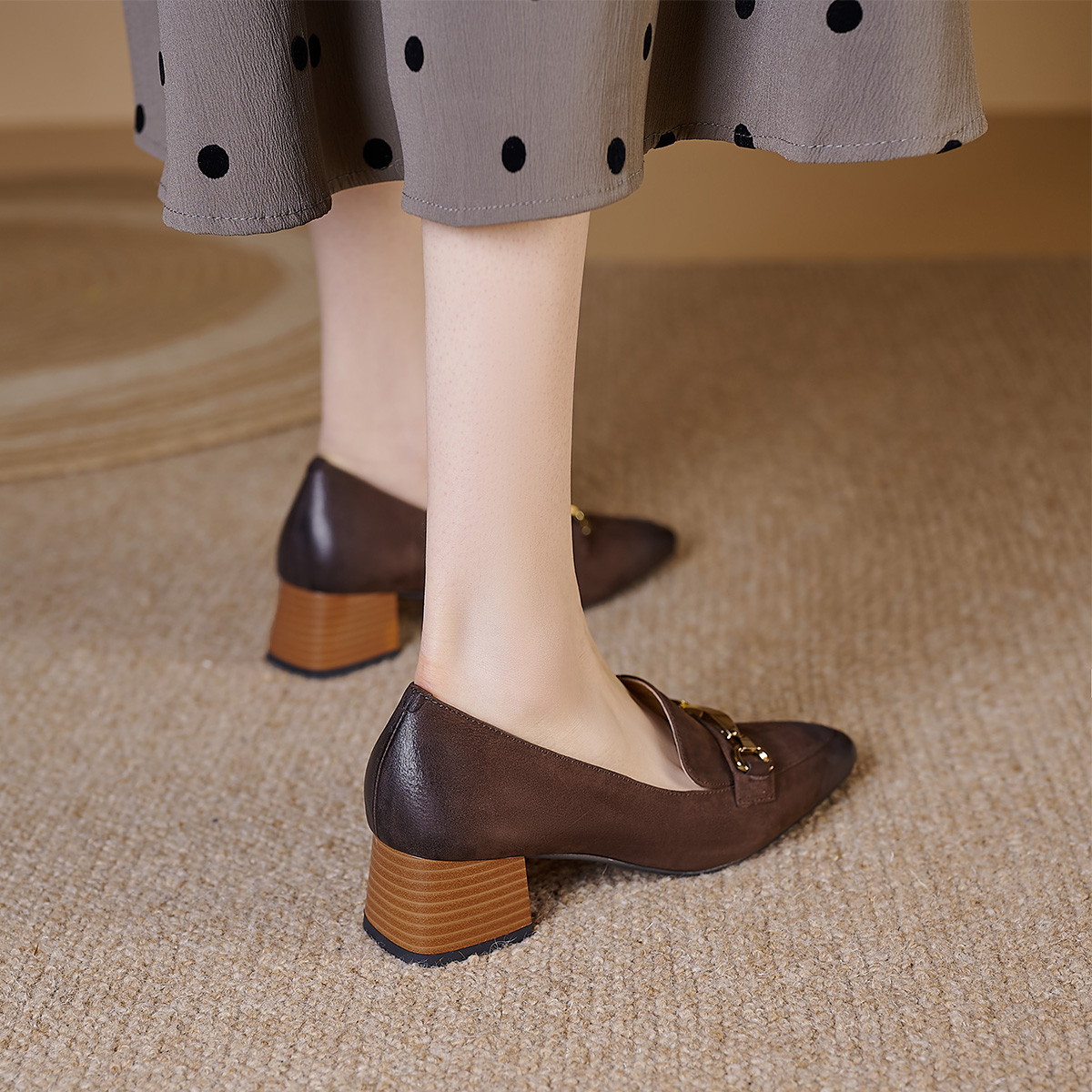 Order Luiza Barcelos 羊皮 復古金屬馬銜扣 粗跟 高跟鞋 4.5cm 女款 棕色