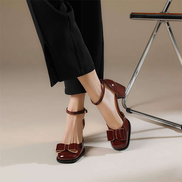 Shop (Women) Luiza Barcelos Retro Bow Block Heel 'Burgundy' XWP1SK0819