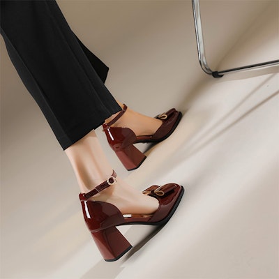 (W) Luiza Barcelos Retro Bow Block Heel 'Burgundy' Sepatu Hak Bata Merah XWP1SK0819 Details for (W) Luiza Barcelos Retro Bow Block Heel 'Burgundy' Sepatu Hak Bata Merah XWP1SK0819
