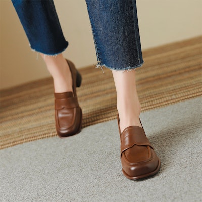 (W) Luiza Barcelos Retro British 'Hak Chunky Coklat' X901049 Shop (W) Luiza Barcelos Retro British 'Hak Chunky Coklat' X901049