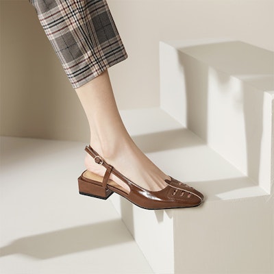 (W) 루이자 바르셀로스 레트로 컷아웃 힐 (브라운) XWP1SK0421 Purchase (W) 루이자 바르셀로스 레트로 컷아웃 힐 (브라운) XWP1SK0421