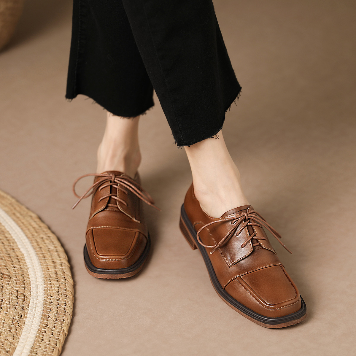 Purchase (W) Luiza Barcelos 复古时尚系带休闲鞋 '棕色皮革' X900905