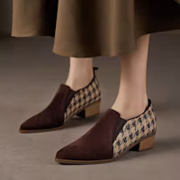 Details for (W) Luiza Barcelos Retro Sepatu Hak Tebal Coklat dengan Gesper X901889