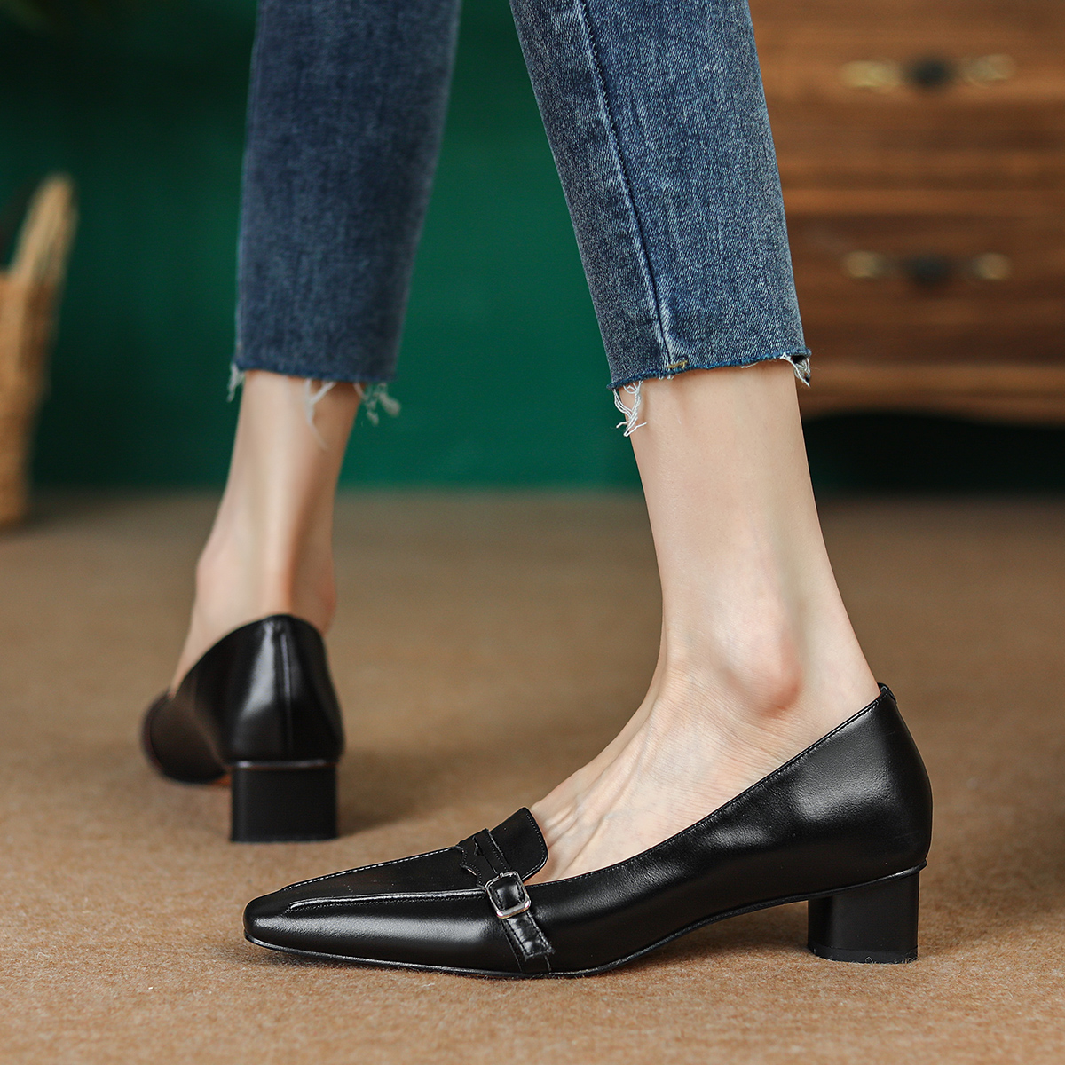 (W) Luiza Barcelos Retro Pointed Toe Chunky Heel 'Brown' 圖 8