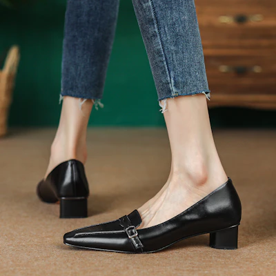 (W) Luiza Barcelos Sepatu Chunky Hak Tebal 'Coklat' Retro Pointed Toe X900815 Cheap (W) Luiza Barcelos Sepatu Chunky Hak Tebal 'Coklat' Retro Pointed Toe X900815
