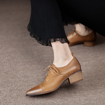 (Women) Luiza Barcelos Retro Pointed Toe Lace-Up Chunky Heel 'Light Brown' X901167 Purchase (Women) Luiza Barcelos Retro Pointed Toe Lace-Up Chunky Heel 'Light Brown' X901167