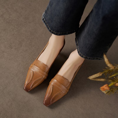 (W) "Luiza Barcelos Stiletto Punta Fina Retro 6cm 'Cuero Marrón'" X901842 Details for (W) "Luiza Barcelos Stiletto Punta Fina Retro 6cm 'Cuero Marrón'" X901842