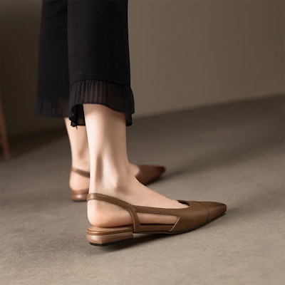 Luiza Barcelos 羊皮 復古方頭 休閒單鞋 女款 棕色 Shop Luiza Barcelos 羊皮 復古方頭 休閒單鞋 女款 棕色