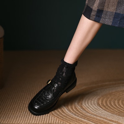 (W) Zapatillas Retro de Cuero Tejido Luiza Barcelos 'Moda Casual'. X900583 Lookbook (W) Zapatillas Retro de Cuero Tejido Luiza Barcelos 'Moda Casual'. X900583