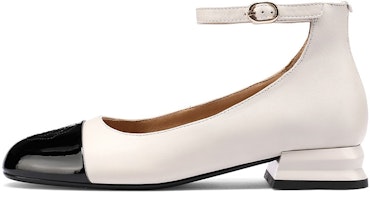 (Women) Luiza Barcelos Round Toe Carved Buckle Casual Flat 'Beige Black' X900867 (Women) Luiza Barcelos Round Toe Carved Buckle Casual Flat 'Beige Black' X900867