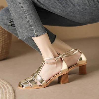 (W) 루이자 바르셀로스 5.5cm 둥근코 굽 컴포트 슈즈 X901441 4