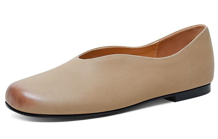 Lookbook (Women) Luiza Barcelos Round Toe Deep V Casual Flat 'Apricot' X901106