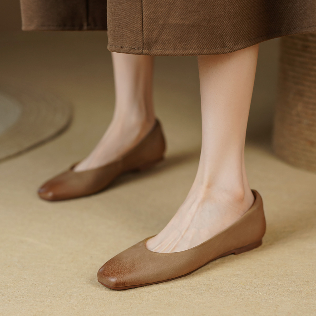 (W) Luiza Barcelos Round Toe Flat 'Khaki' 圖 6