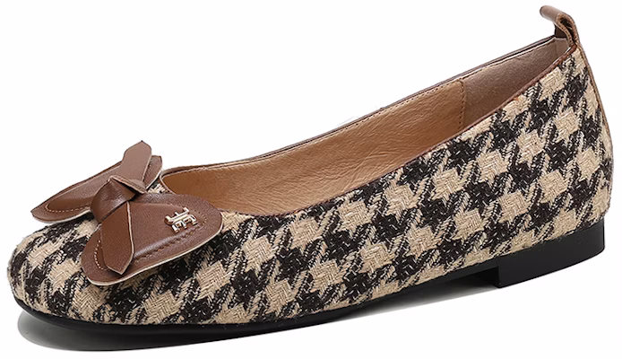 (W) Luiza Barcelos Kasut Rata Corak Houndstooth dengan Reben 'Coklat' X900876 Lookbook (W) Luiza Barcelos Kasut Rata Corak Houndstooth dengan Reben 'Coklat' X900876