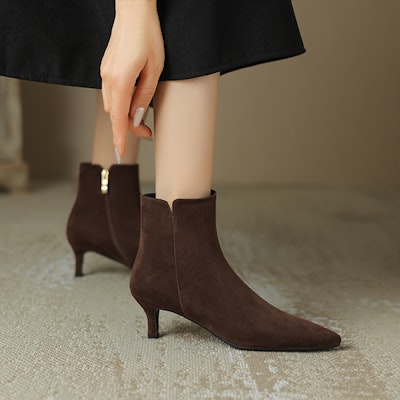 (W) Luiza Barcelos 黑色绒面短靴 X902149 Lookbook (W) Luiza Barcelos 黑色绒面短靴 X902149