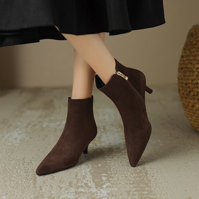 (W) Luiza Barcelos 黑色绒面短靴 X902149 Shop (W) Luiza Barcelos 黑色绒面短靴 X902149