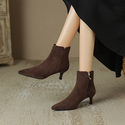 (W) Luiza Barcelos 黑色绒面短靴 X902149 Sizing (W) Luiza Barcelos 黑色绒面短靴 X902149