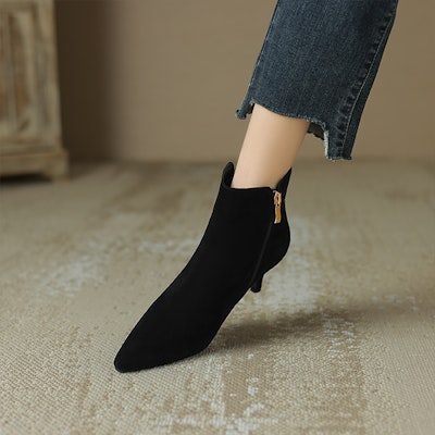 (W) Luiza Barcelos 黑色绒面短靴 X902149 2