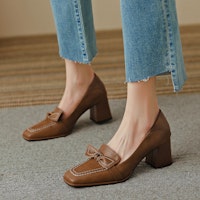 (W) Luiza Barcelos Zapato Tacón Cuadrado con Lazo 'Marrón' X901226 Details for (W) Luiza Barcelos Zapato Tacón Cuadrado con Lazo 'Marrón' X901226