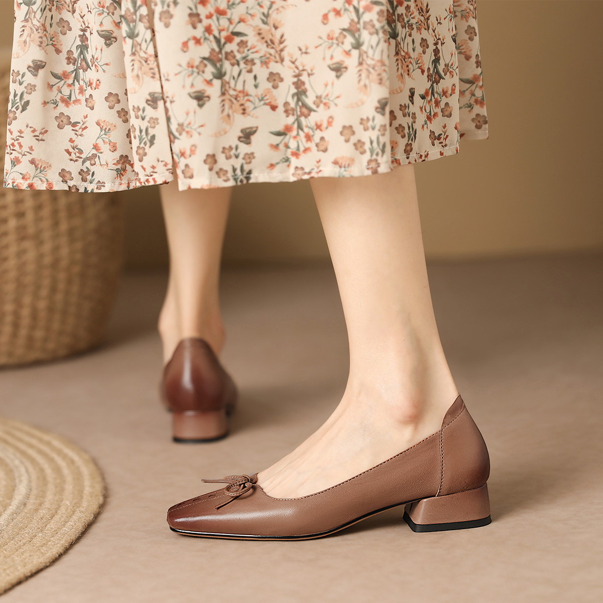 Details for (W) Luiza Barcelos Tacón Cuadrado con Lazo 'Marrón' X900955