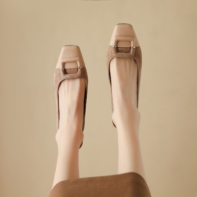 路易莎·巴塞羅斯 PU 拼接方頭粗跟高跟鞋 女款 杏色 Order 路易莎·巴塞羅斯 PU 拼接方頭粗跟高跟鞋 女款 杏色