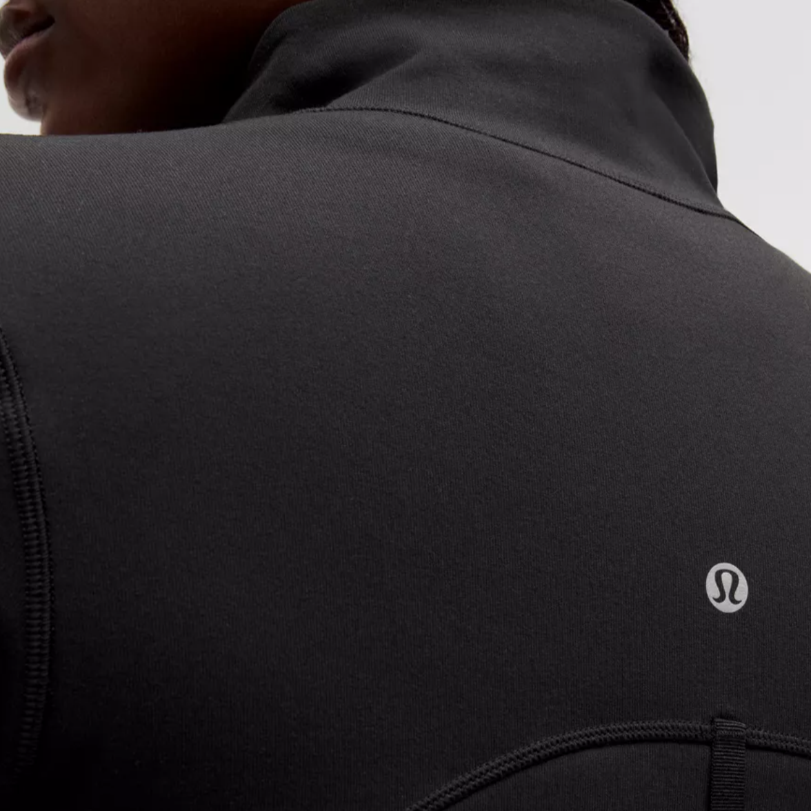 Purchase (Women) Lululemon  Black Slim Fit Long Sleeve Zip-Up Jacket LW3IBLS