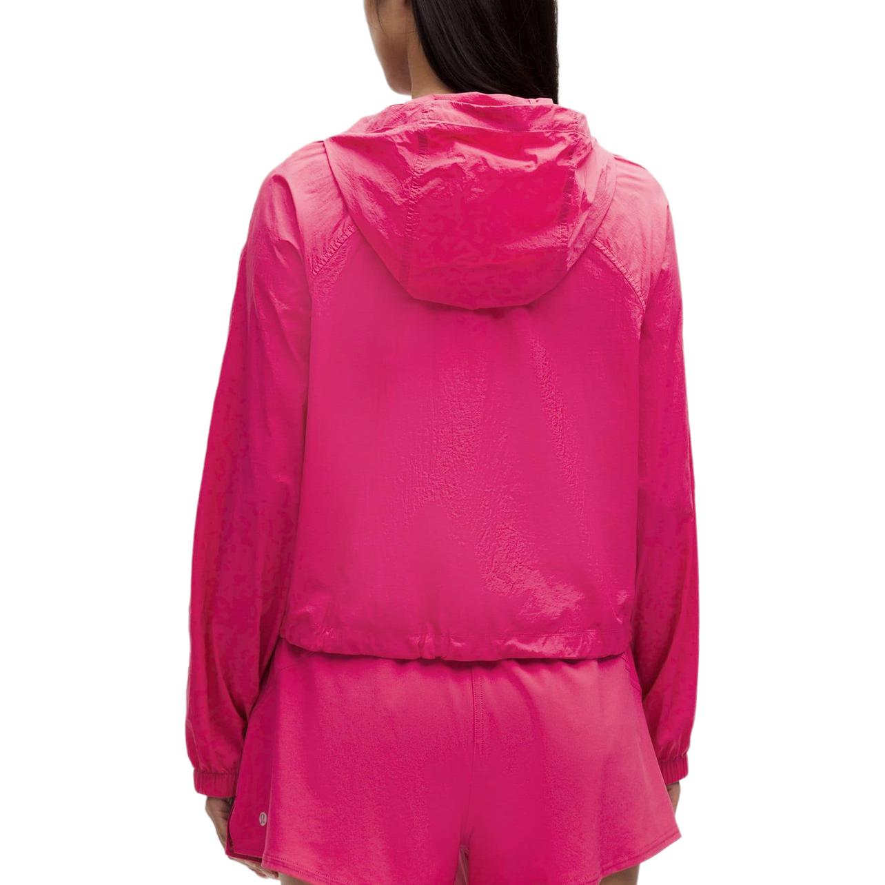 Lookbook (W) Chaqueta Lululemon Glyde - Impermeable, Cortavientos, Suelta con Capucha. LW4CJRS