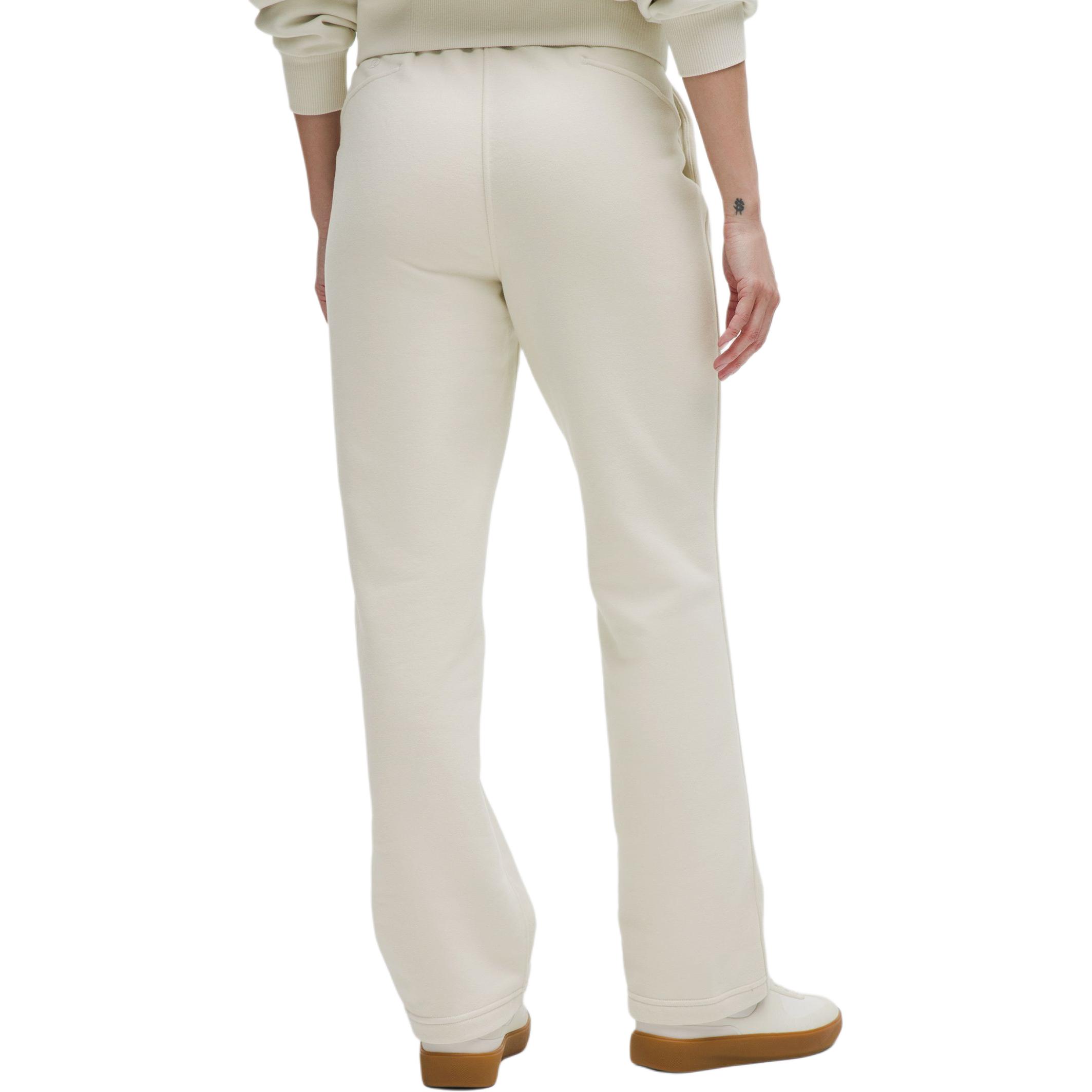 Shop (W) Lululemon Loungeful舒适直筒休闲裤 时尚版型. LW5HGTA