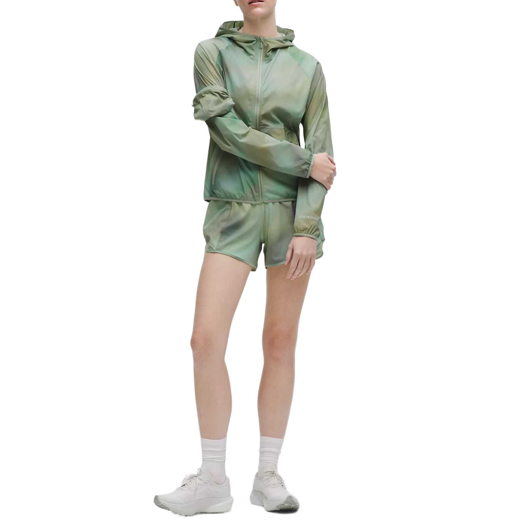 Shop (W) Chaqueta Impermeable Plegable Lululemon para Trail Running con Capucha. LW4CM6S