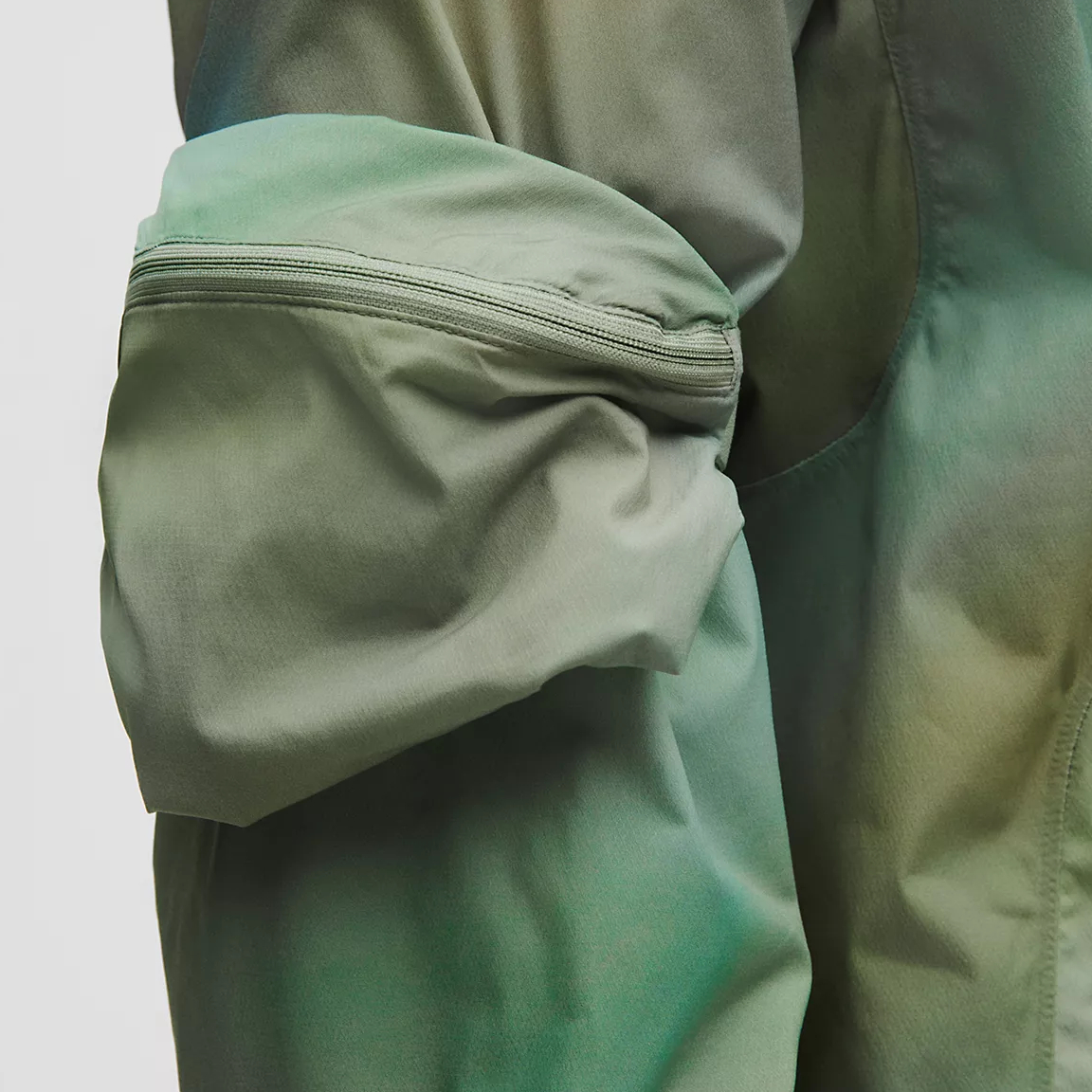 Purchase (W) Chaqueta Impermeable Plegable Lululemon para Trail Running con Capucha. LW4CM6S