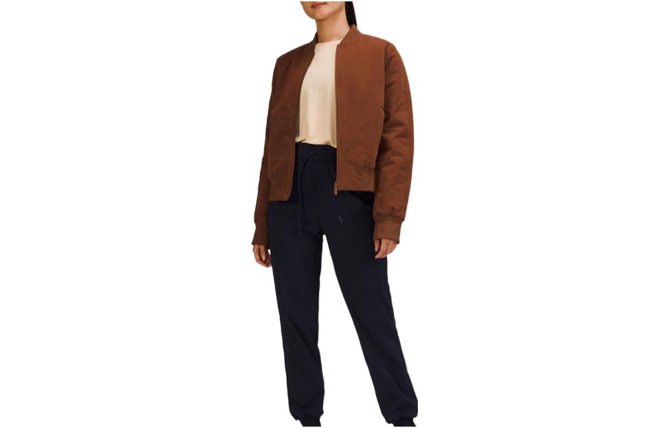 Lookbook (W) Lululemon SS22 飞行员夹克拉链纯色外套 LW4BSQS