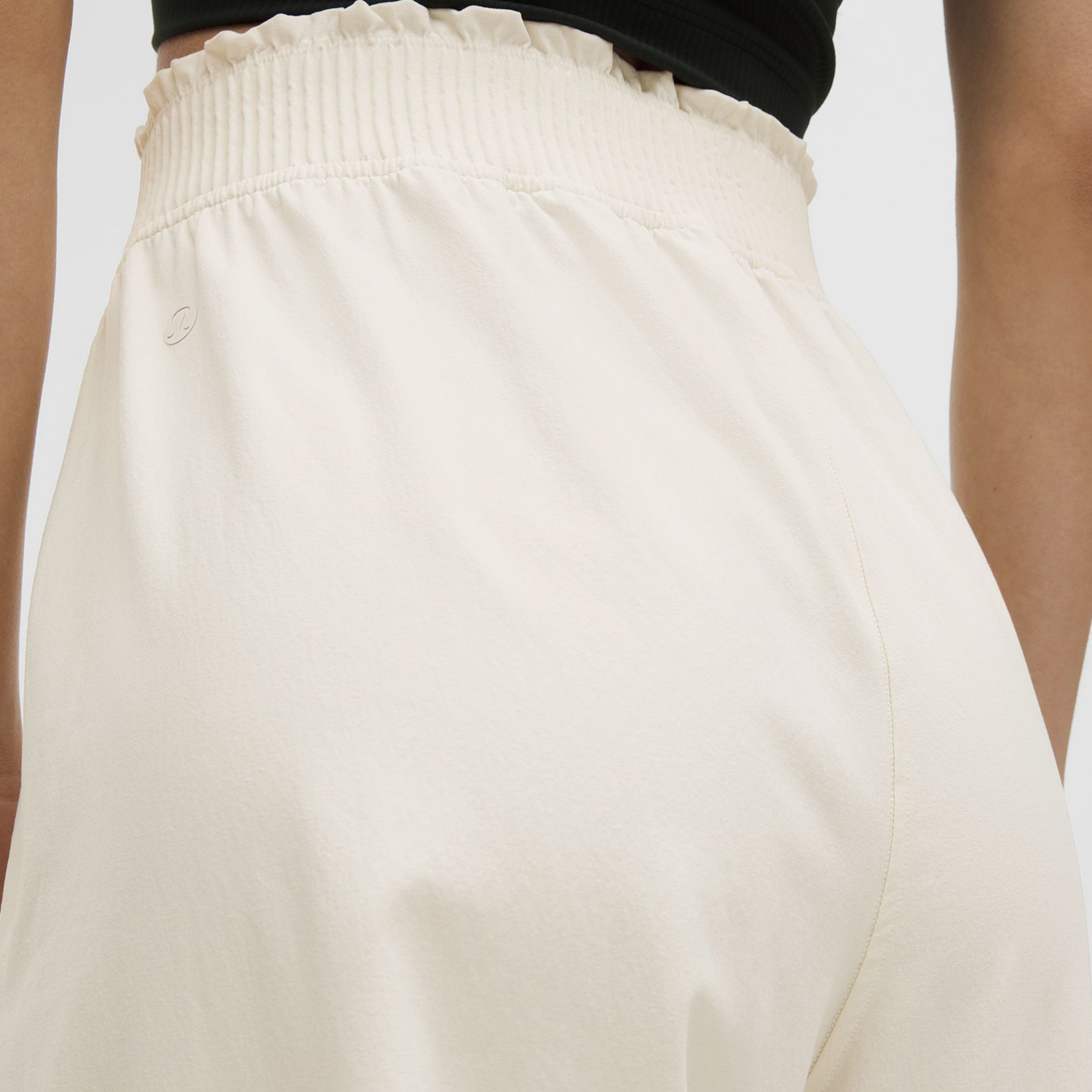 Shop (W) Lululemon 轻便宽松透气休闲长裤 LW5HTOA