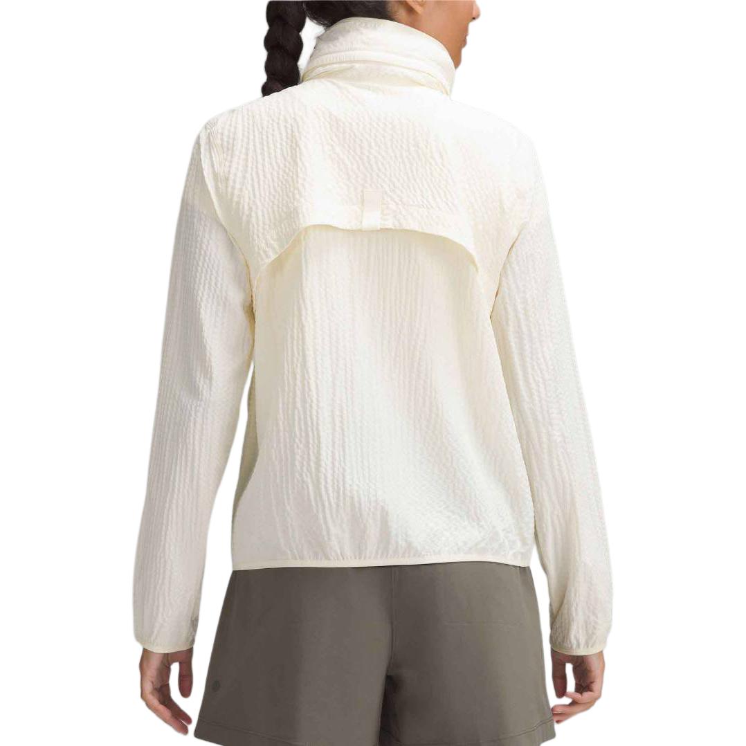 Lookbook (W) Lululemon 轻便SS24可收纳纯色徒步夹克 LW3HSYS