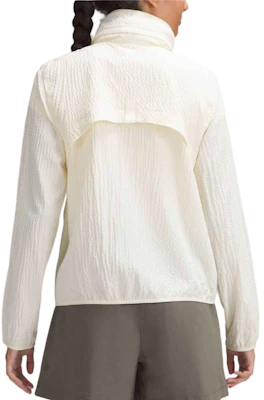 (W) Lululemon 轻便SS24可收纳纯色徒步夹克 LW3HSYS Lookbook (W) Lululemon 轻便SS24可收纳纯色徒步夹克 LW3HSYS