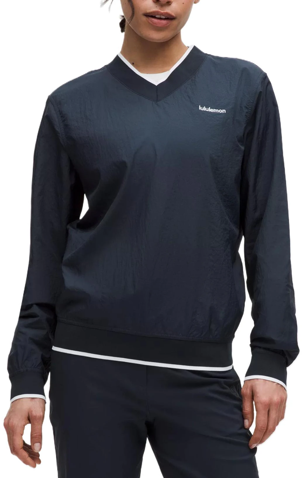 women-lululemon-lightweight-water-repellent-golf-jacket-stylish-and-comfy-lw-3-ikss