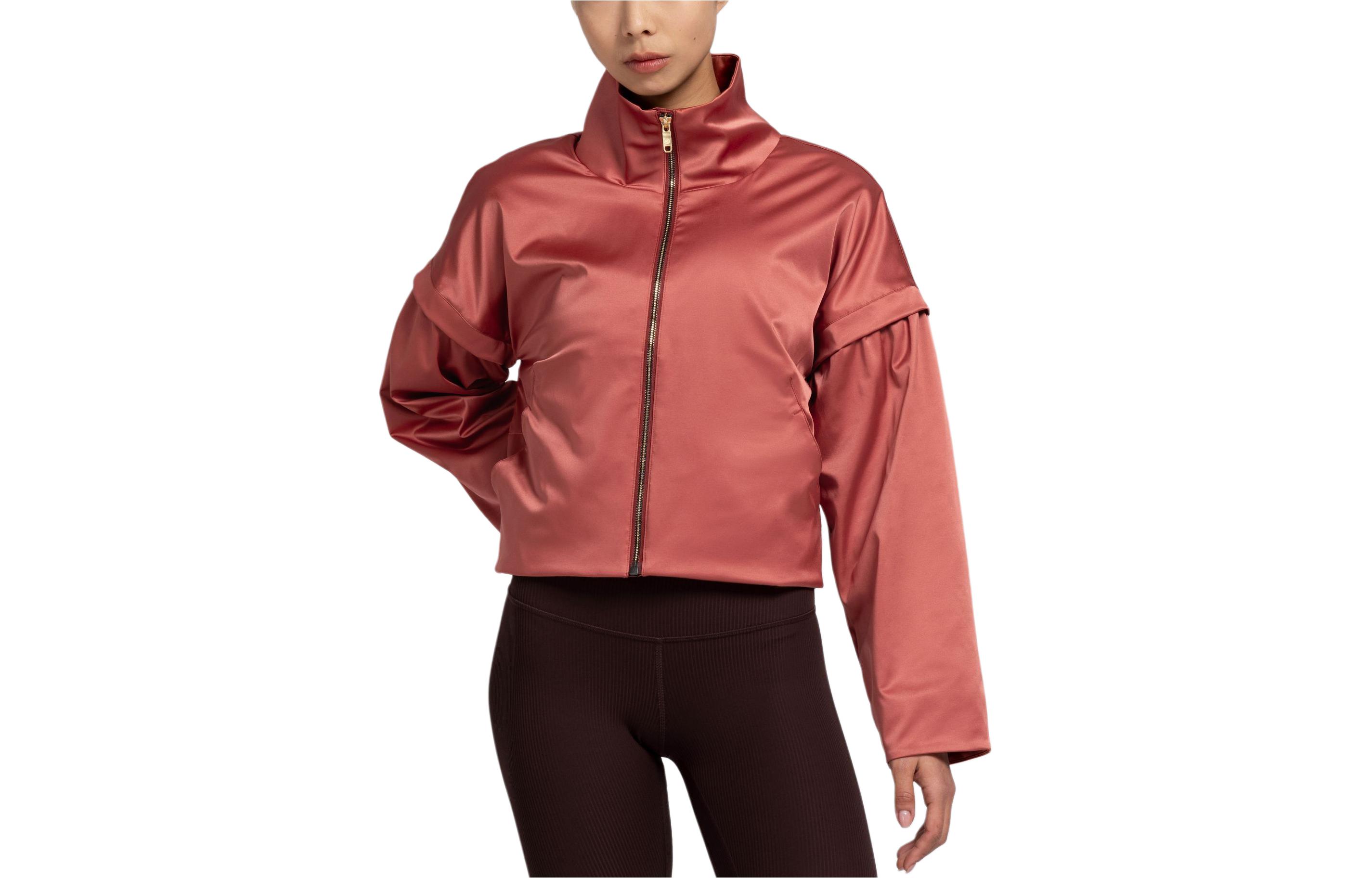 Shop (W) Lululemon 宽松版长袖高领夹克 LW3HNPS