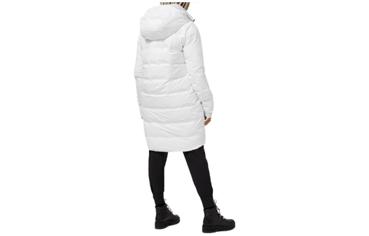 Shop (W) Abrigo con capucha y mangas largas Lululemon Slush Hour Down Jacket. LW4AGHS