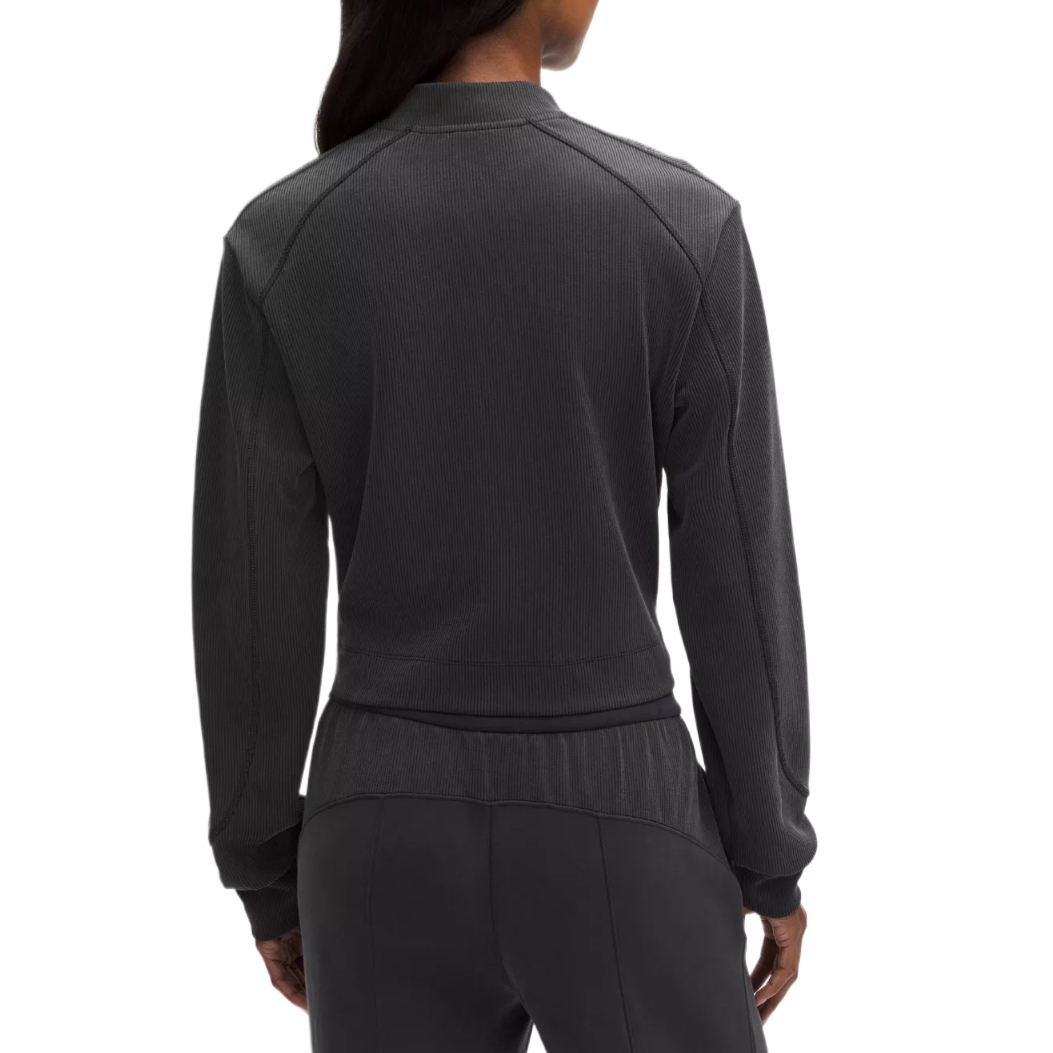 Lookbook (W) Lululemon Softstreme Jaket Selesa Lembut Berusuk Pendek. LW3JP5S