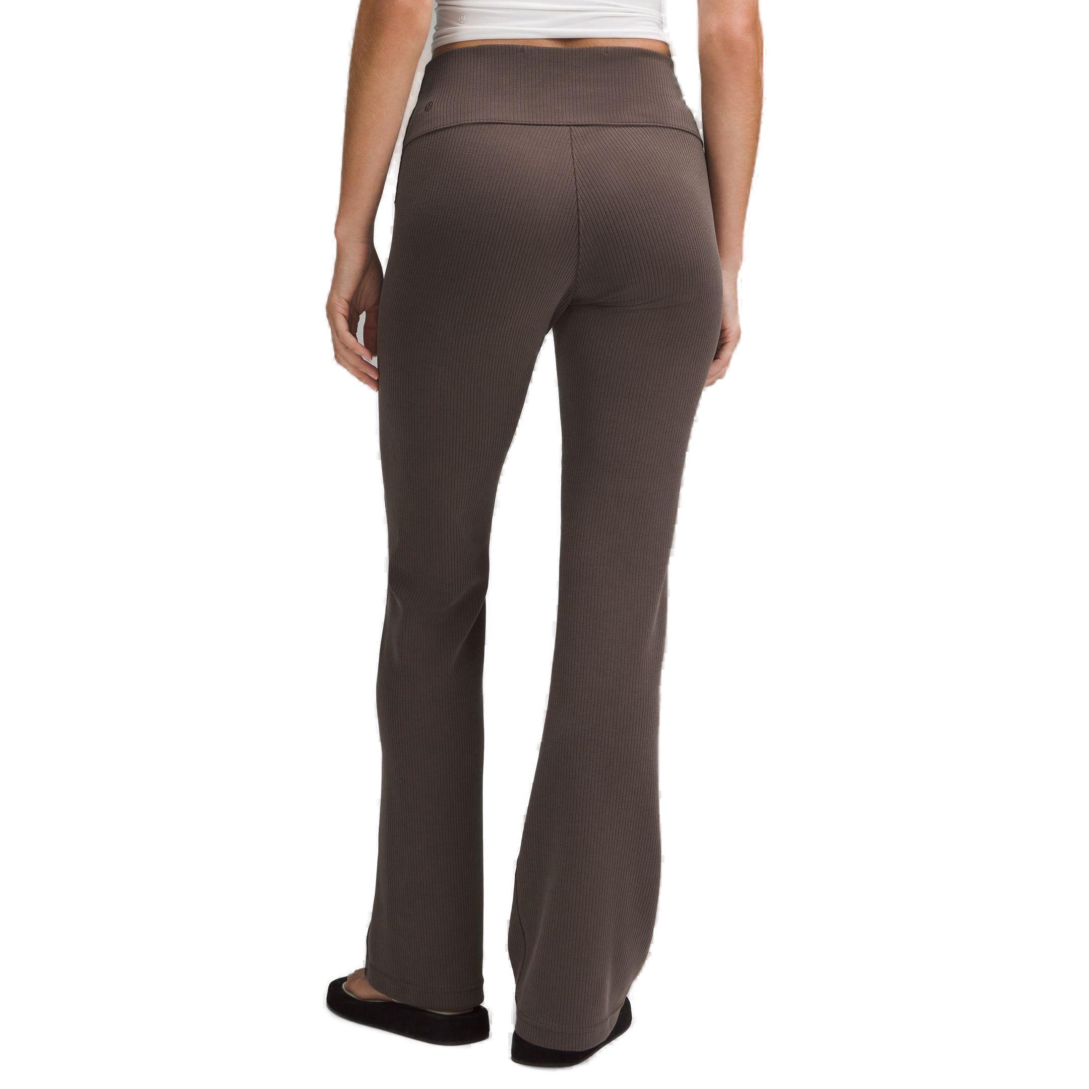 Lookbook (W) Lululemon Softstreme Celana Flare Lembut & Bernapas - Tanpa Resleting, Warna Polos. LW5GVKS